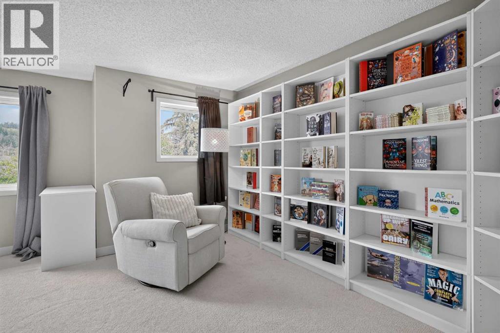 571 Point Mckay Grove NW, Calgary, Alberta T3B 5C4 - Photo 19 - A2332324