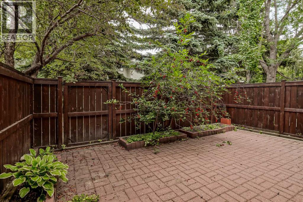 571 Point Mckay Grove NW, Calgary, Alberta T3B 5C4 - Photo 33 - A2332324