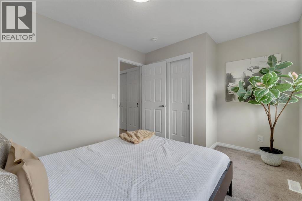 121 Osborne Common SW, Airdrie, Alberta  T4B 5G6 - Photo 29 - A2337175