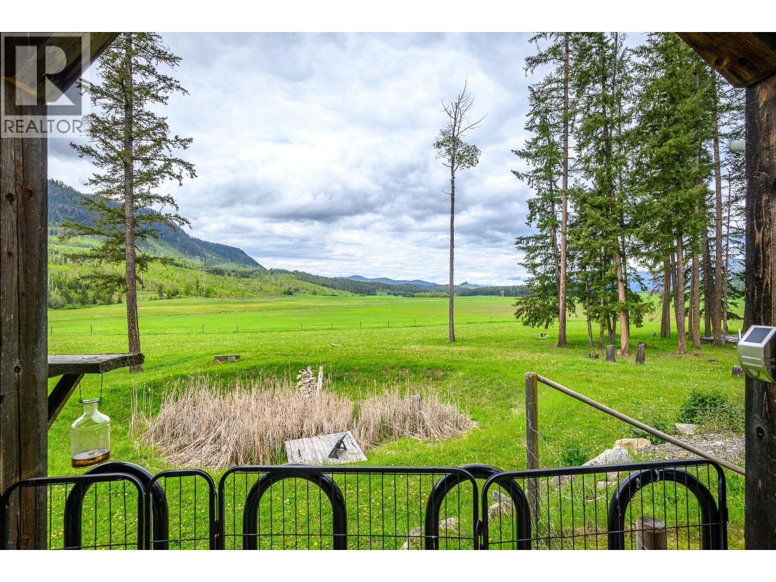 4 Hollingsworth Road, Cherryville, British Columbia  V0E 2G3 - Photo 22 - 10347182