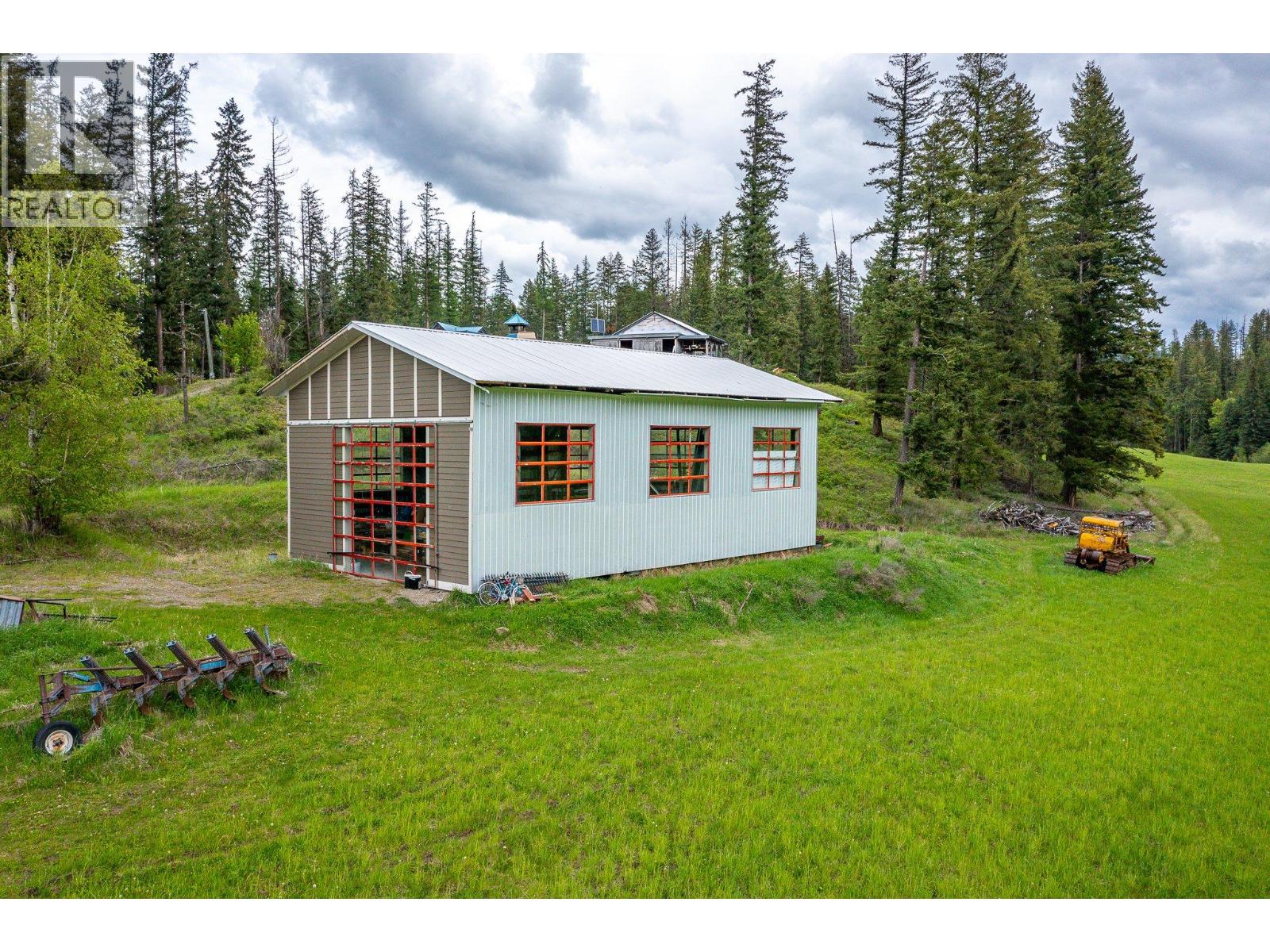 4 Hollingsworth Road, Cherryville, British Columbia  V0E 2G3 - Photo 17 - 10347182