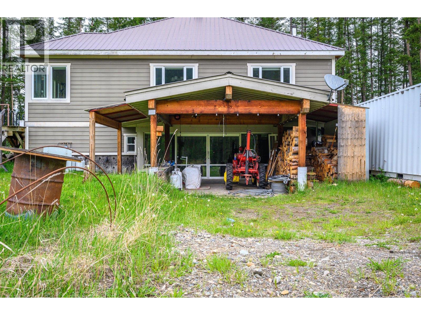4 Hollingsworth Road, Cherryville, British Columbia  V0E 2G3 - Photo 5 - 10347182