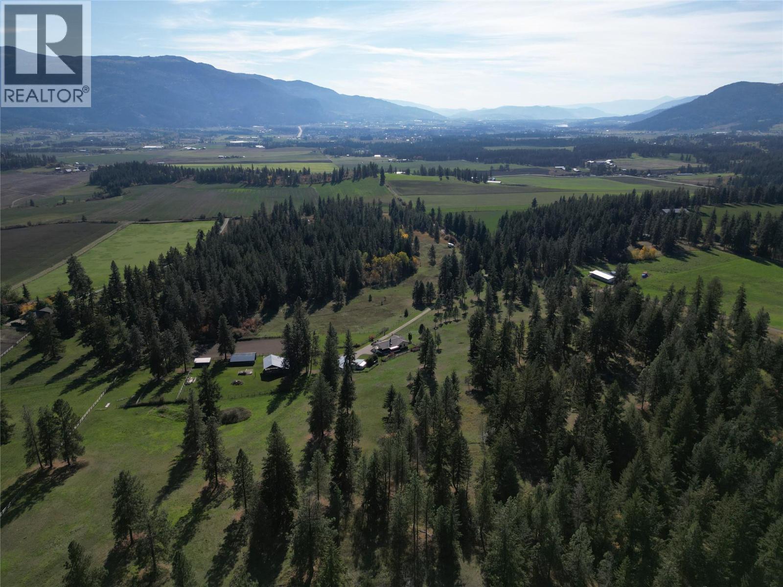 2160 Rashdale Road, Spallumcheen, British Columbia  V0E 1B4 - Photo 6 - 10397615