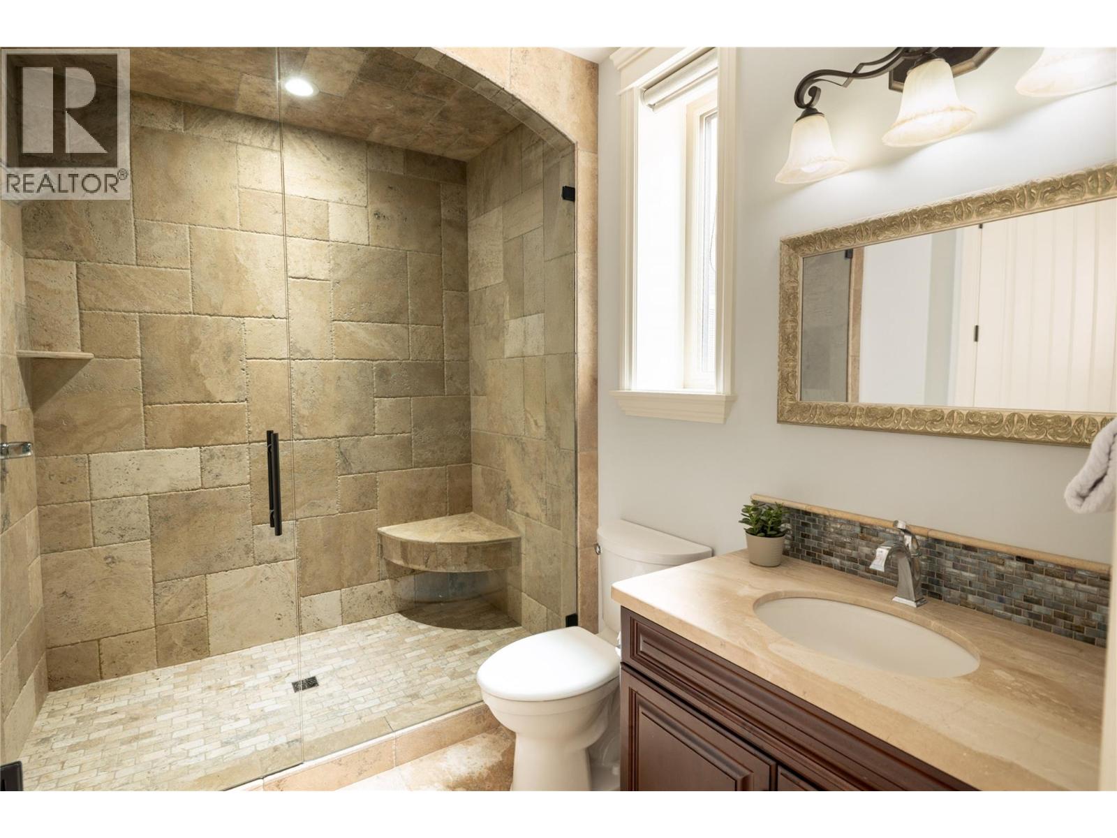 954 Hewetson Avenue, Kelowna, British Columbia  V1W 5H8 - Photo 74 - 10397512