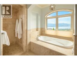 954 Hewetson Avenue, Kelowna, British Columbia  V1W 5H8 - Photo 34 - 10397512