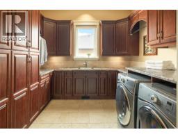 954 Hewetson Avenue, Kelowna, British Columbia  V1W 5H8 - Photo 39 - 10397512