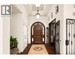 954 Hewetson Avenue, Kelowna, British Columbia  V1W 5H8 - Photo 4 - 10397512