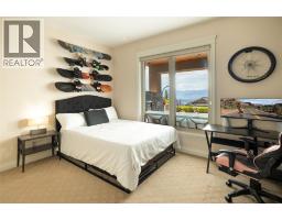 954 Hewetson Avenue, Kelowna, British Columbia  V1W 5H8 - Photo 71 - 10397512