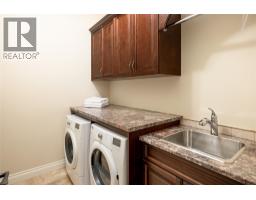 954 Hewetson Avenue, Kelowna, British Columbia  V1W 5H8 - Photo 76 - 10397512