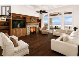 954 Hewetson Avenue, Kelowna, British Columbia  V1W 5H8 - Photo 9 - 10397512