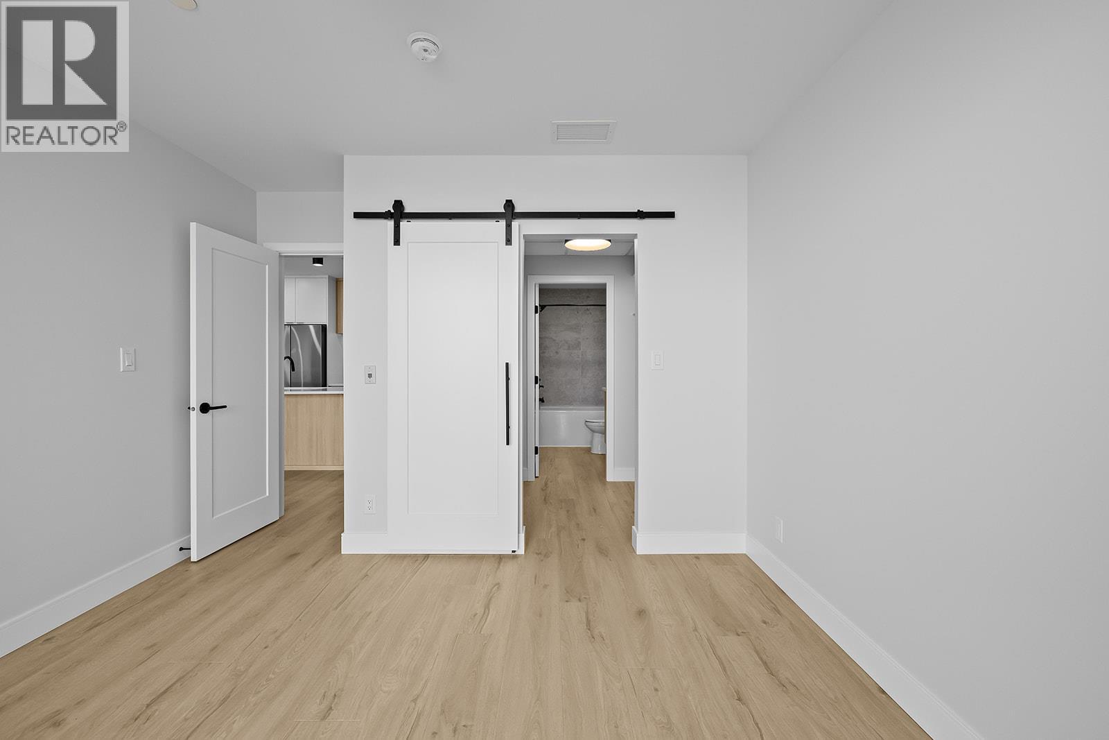75 Predator Ridge Drive Unit# 301, Vernon, British Columbia  V1H 1G4 - Photo 24 - 10397008