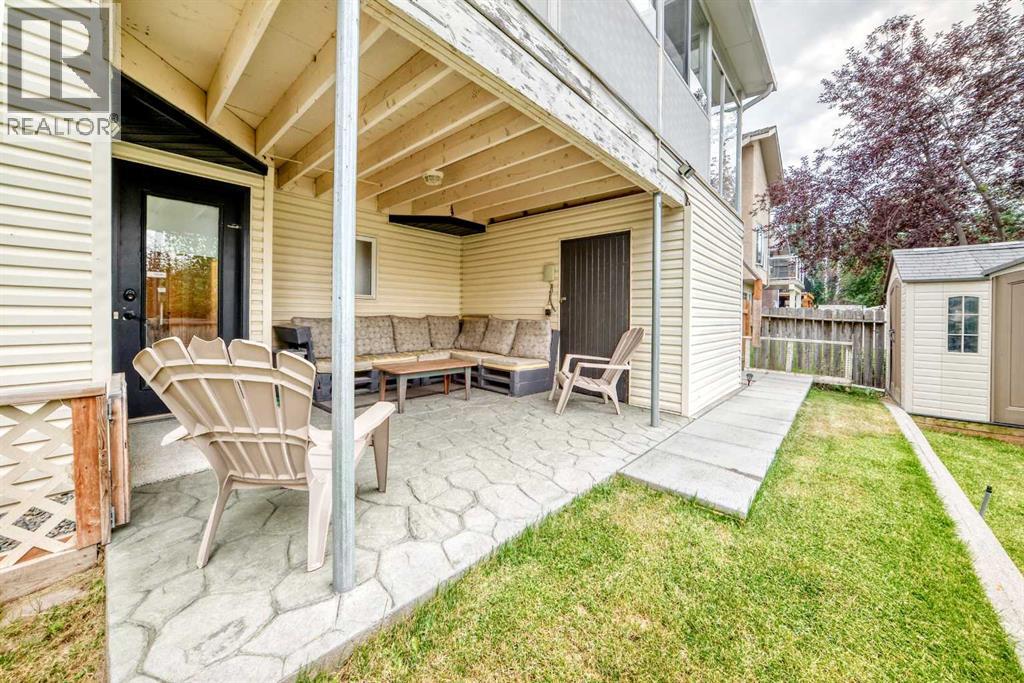 61 West Edge Road, Cochrane, Alberta  T4C 1M7 - Photo 36 - A2337172