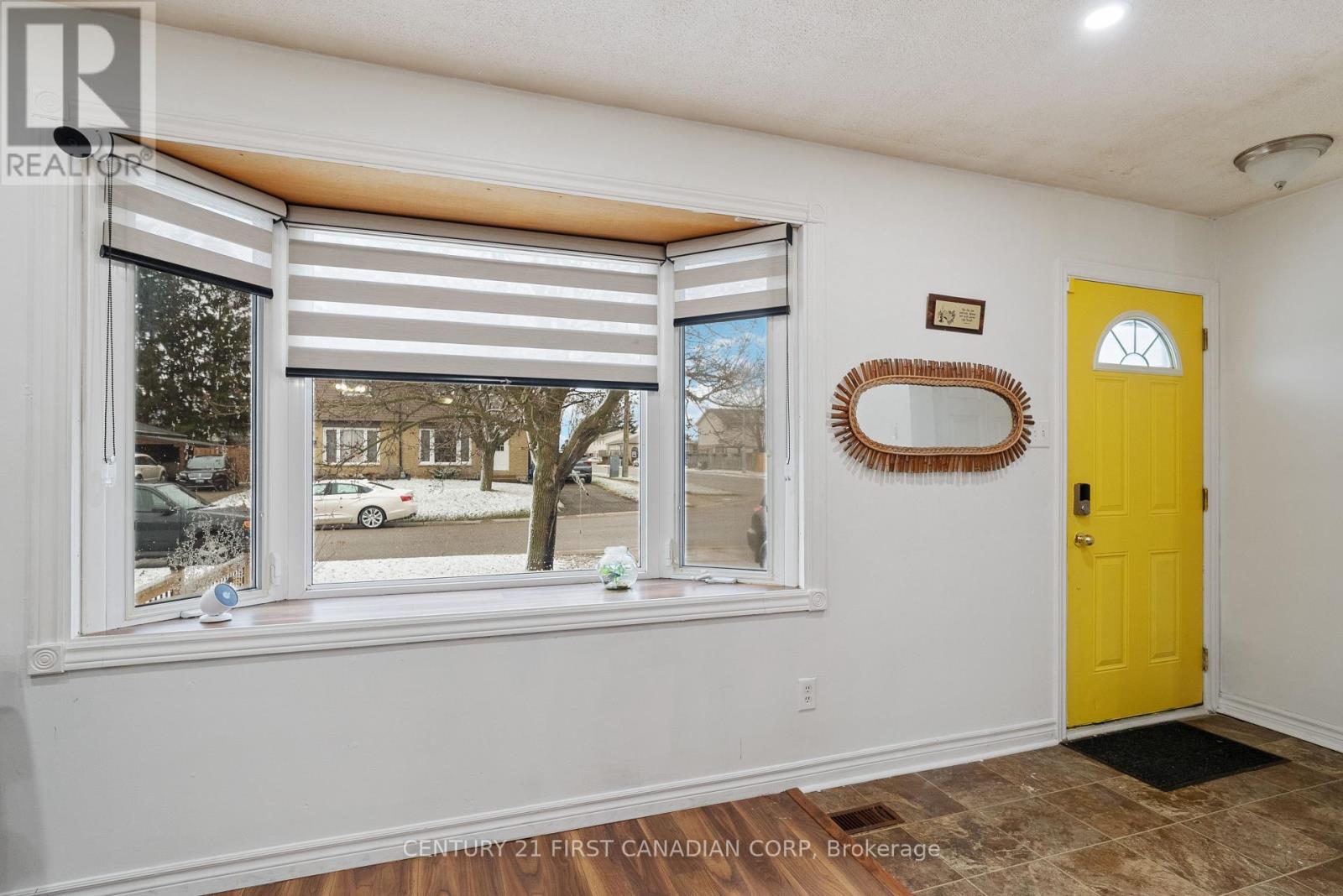 54 Brennan Drive N, Strathroy-Caradoc, Ontario  N7G 3S3 - Photo 4 - X13673570
