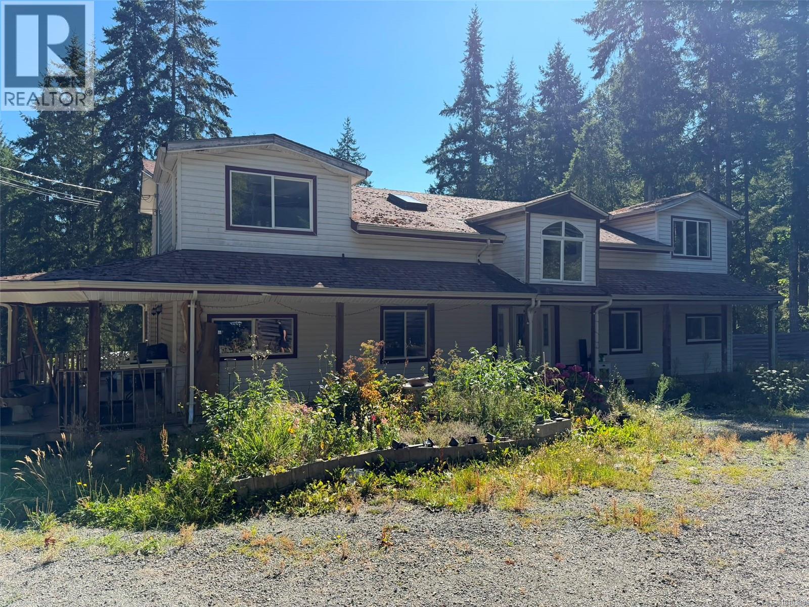 2524 MacAulay Rd, Black Creek, British Columbia