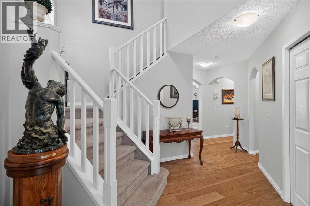 121 Rockyspring Terrace NW, Calgary, Alberta  T3G 5Z7 - Photo 8 - A2336349