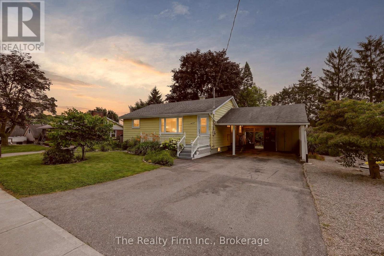 205 George Street, Ingersoll, Ontario  N5C 1Z5 - Photo 2 - X13673576