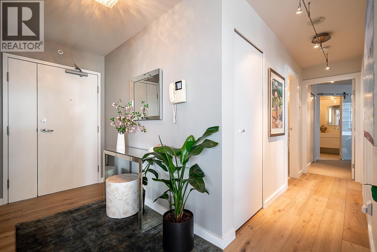 505 1201 Marinaside Crescent, Vancouver, British Columbia V6Z 2V2 - Photo 5 - R3155615