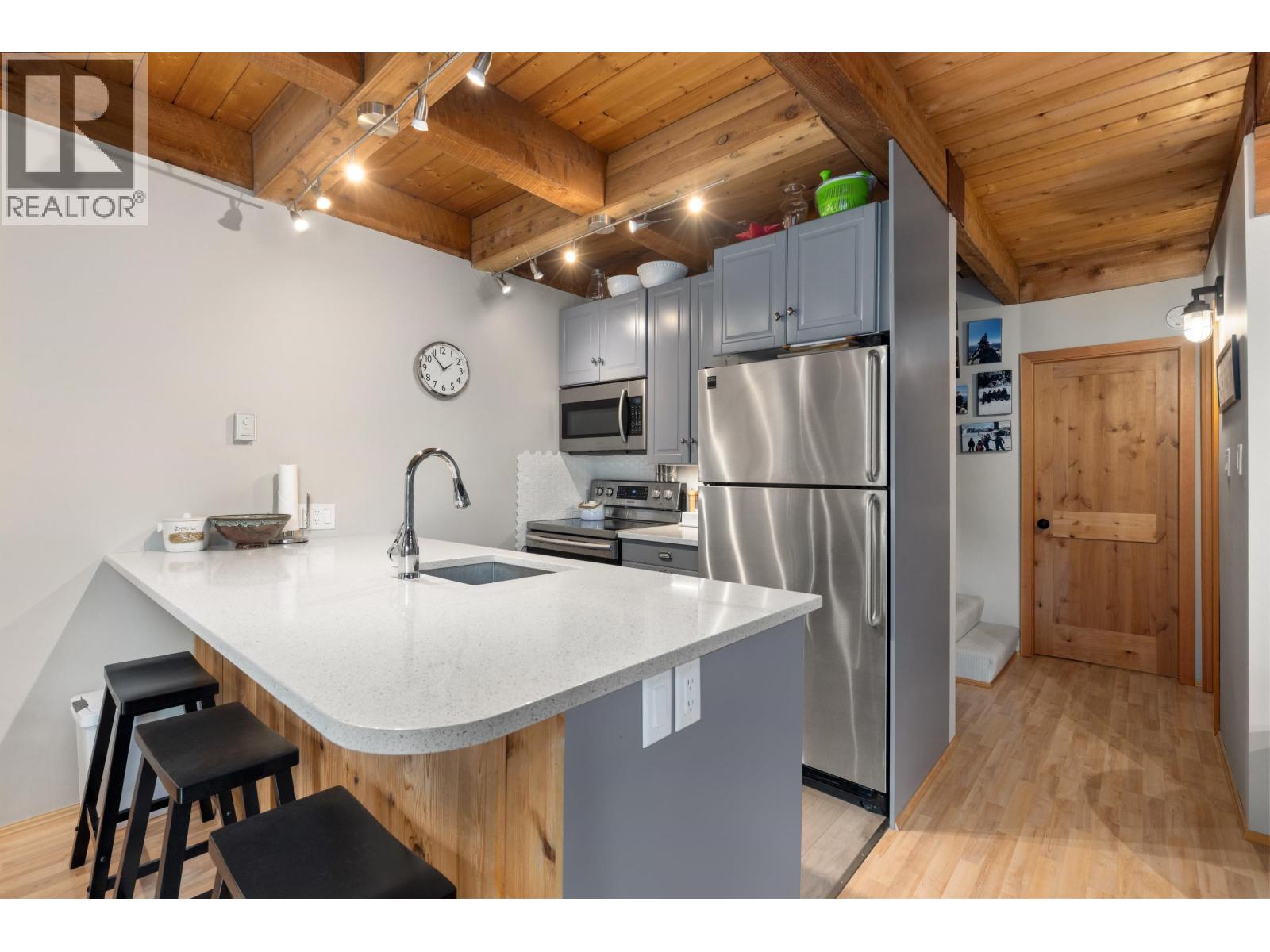 5 2200 Eva Lake Road, Whistler, British Columbia  V8E 0A6 - Photo 4 - R3155620