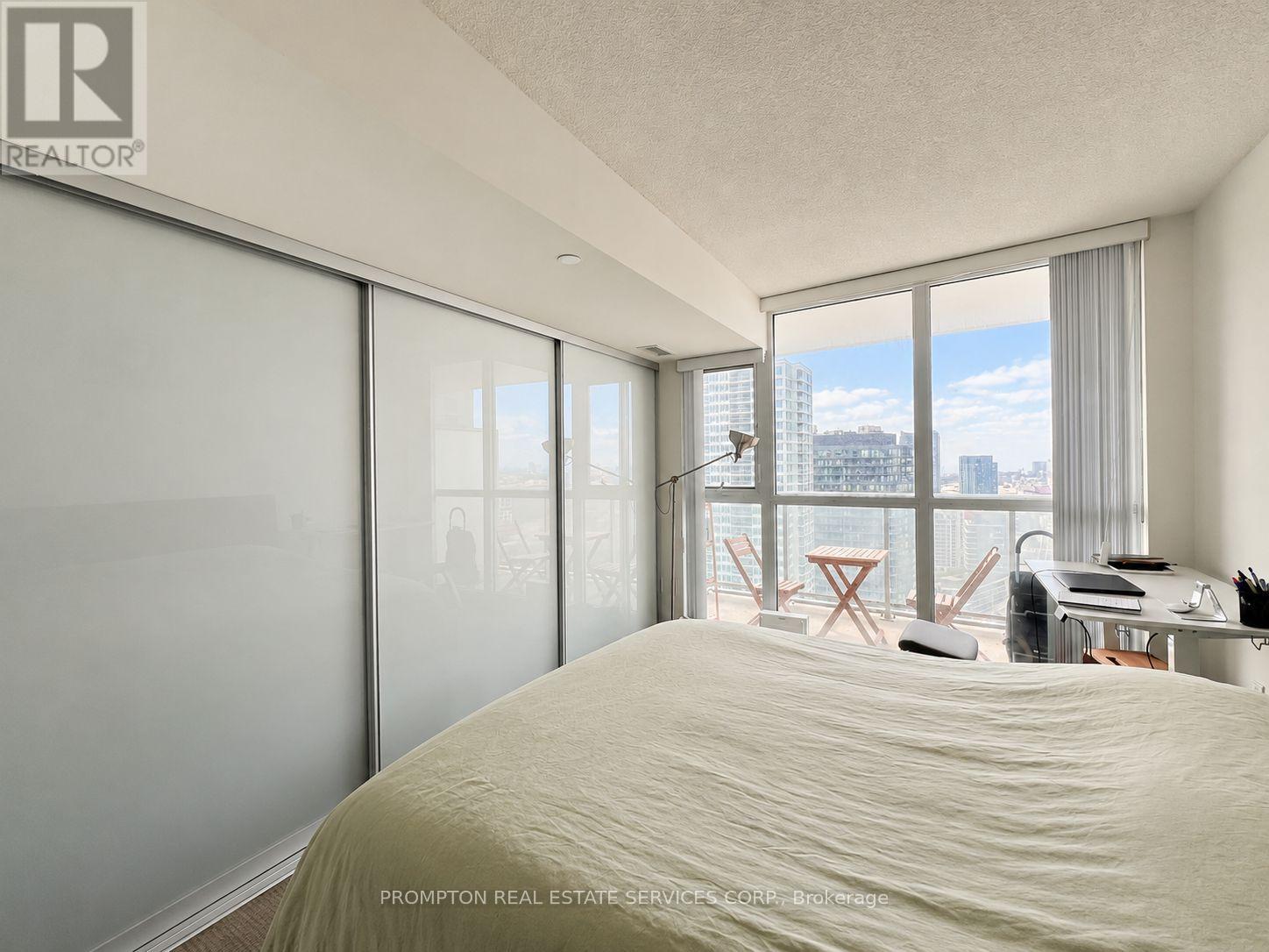 3310 - 75 Queens Wharf Road, Toronto, Ontario  M5V 0J8 - Photo 10 - C13673198