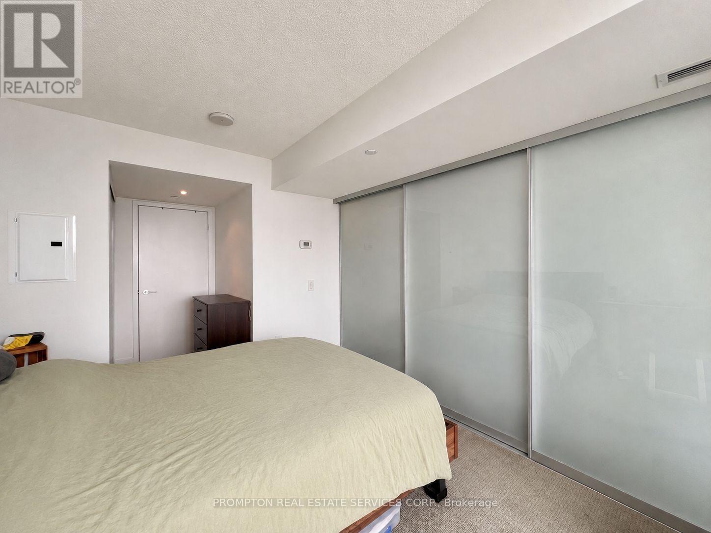 3310 - 75 Queens Wharf Road, Toronto, Ontario  M5V 0J8 - Photo 11 - C13673198