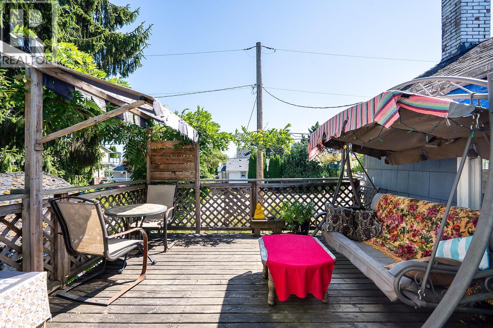 423 Cumberland Street, New Westminster, British Columbia  V3L 3G6 - Photo 11 - R3155605