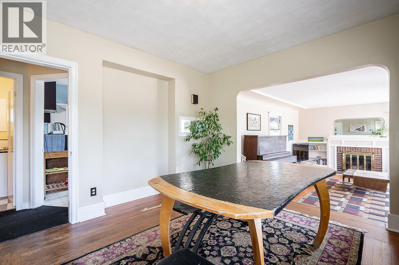 423 Cumberland Street, New Westminster, British Columbia  V3L 3G6 - Photo 6 - R3155605