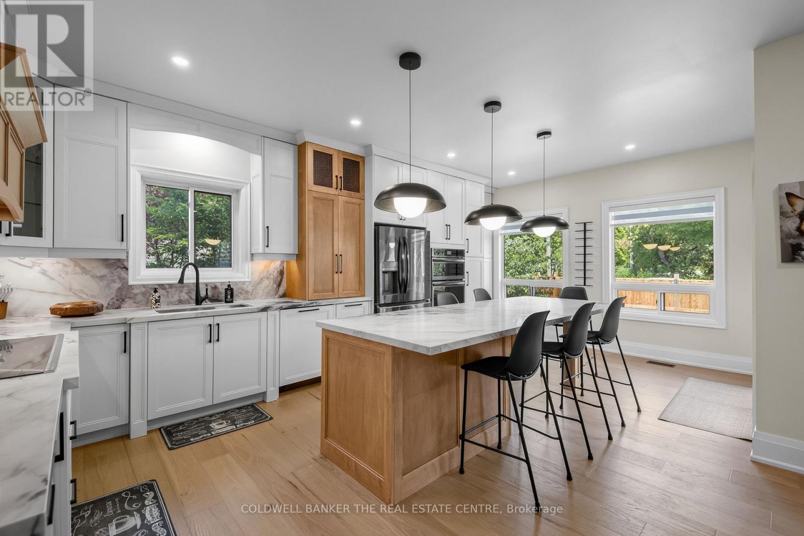 684 Lakelands Avenue, Innisfil, Ontario  L9S 4E6 - Photo 18 - N13657916