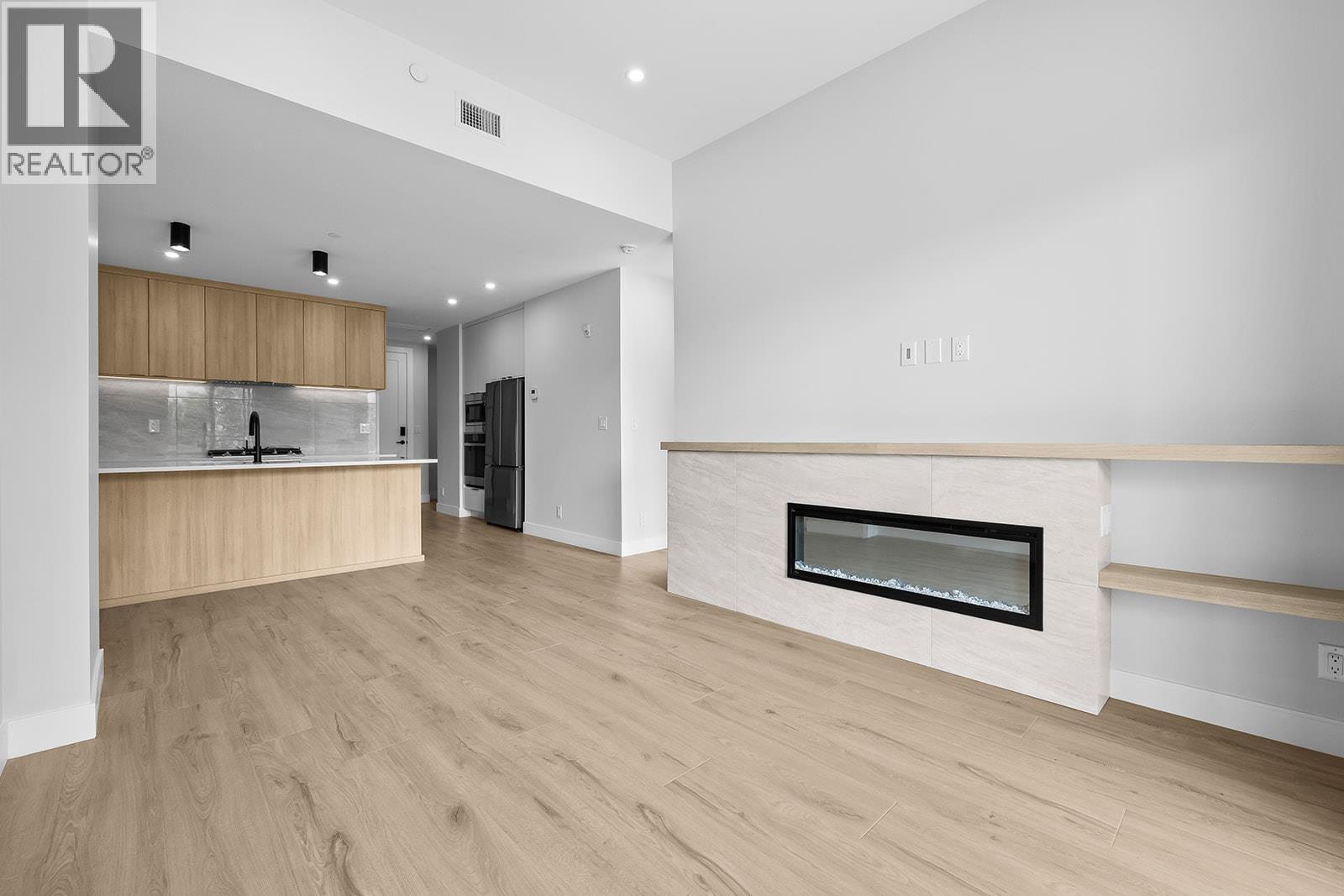 75 Predator Ridge Drive Unit# 208, Vernon, British Columbia  V1H 1G4 - Photo 11 - 10397005