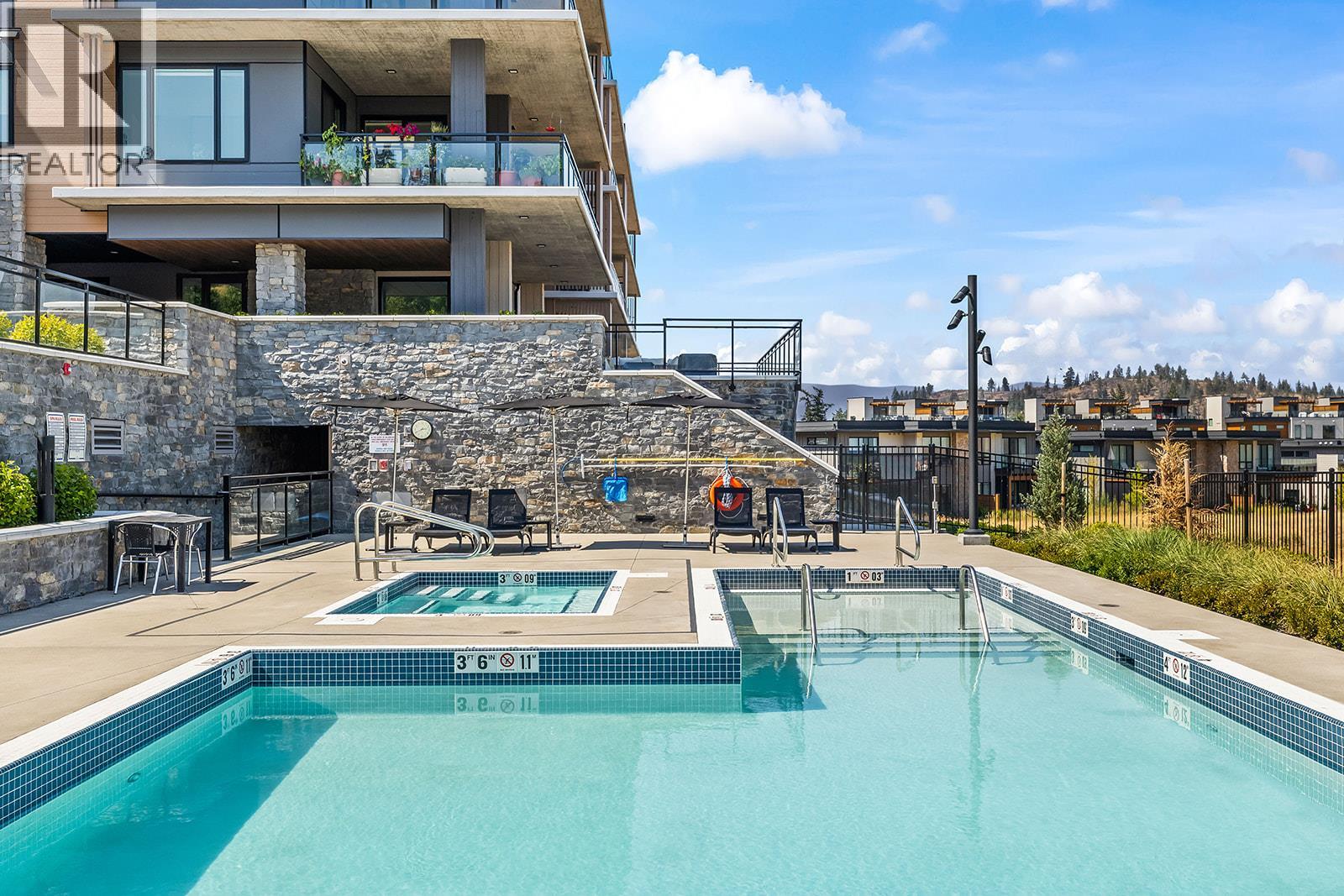 75 Predator Ridge Drive Unit# 208, Vernon, British Columbia  V1H 1G4 - Photo 36 - 10397005