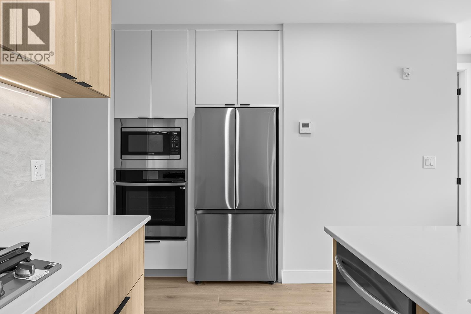 75 Predator Ridge Drive Unit# 208, Vernon, British Columbia  V1H 1G4 - Photo 6 - 10397005