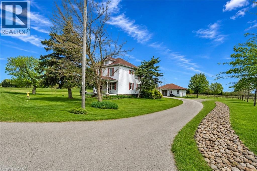 1068 Niagara Stone Road, Niagara-On-The-Lake, Ontario  L0S 1J0 - Photo 2 - 40855664