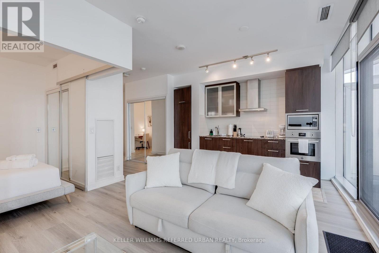 1812 - 14 York Street, Toronto, Ontario  M5J 0B1 - Photo 7 - C13673594