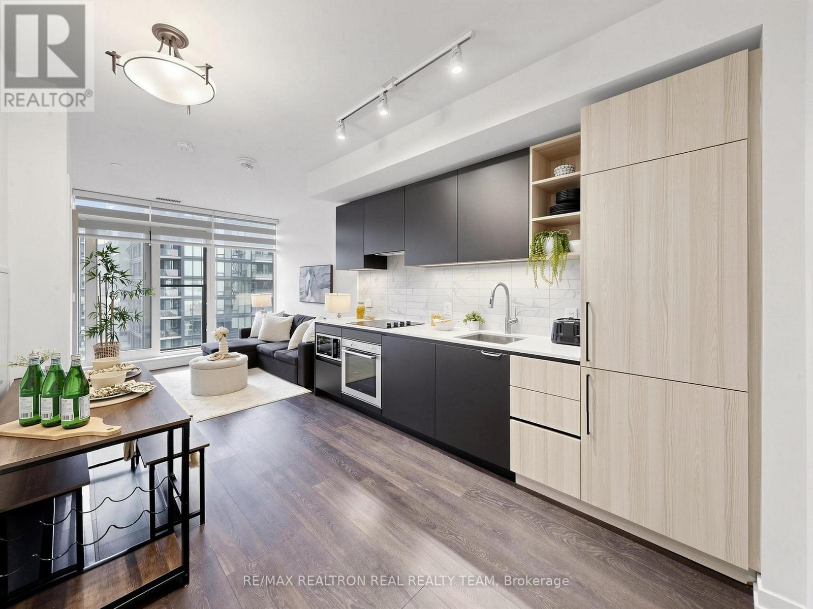 2807 - 55 Mercer Street, Toronto, Ontario  M5V 1H3 - Photo 10 - C13673596
