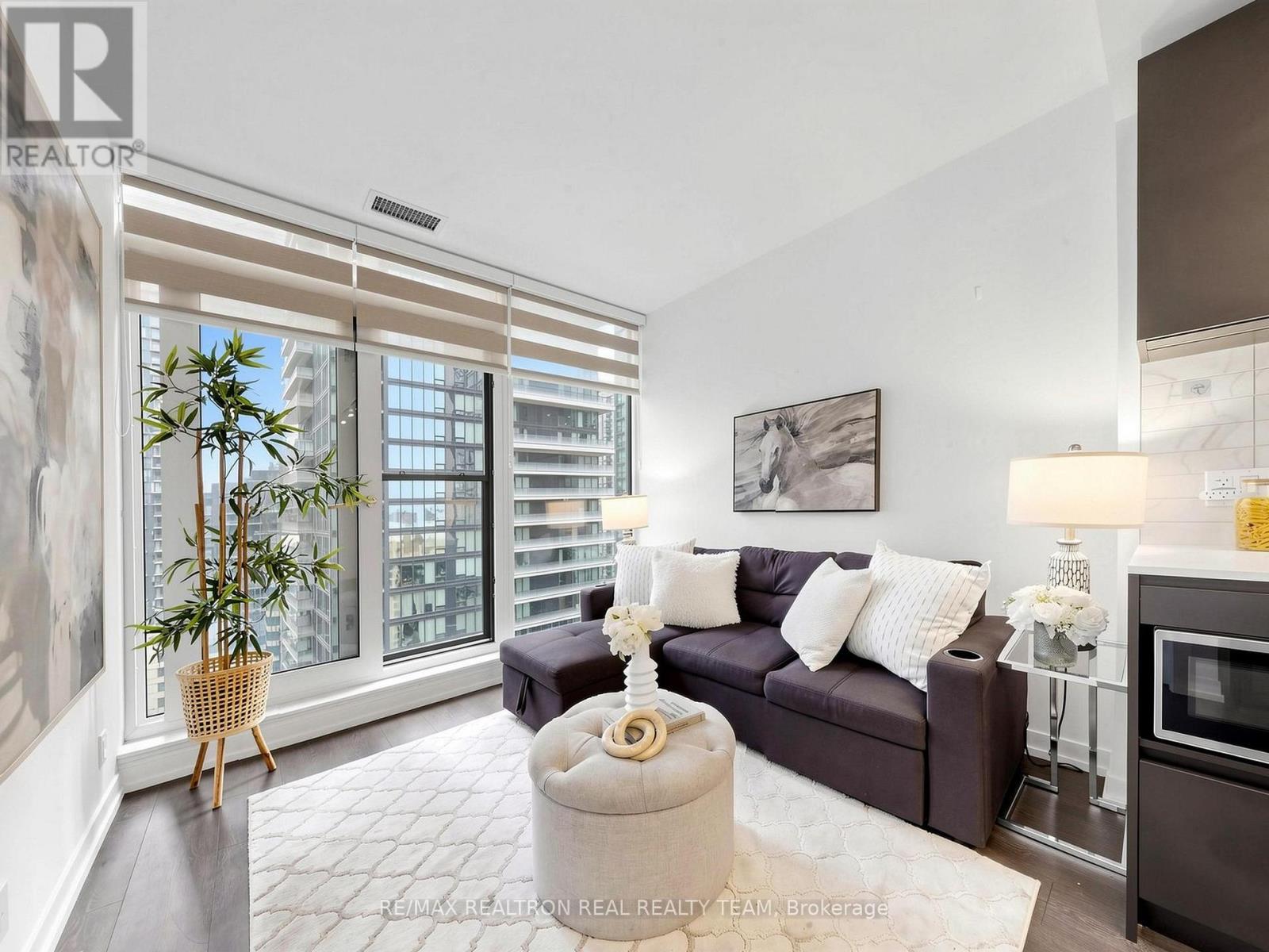 2807 - 55 Mercer Street, Toronto, Ontario  M5V 1H3 - Photo 11 - C13673596