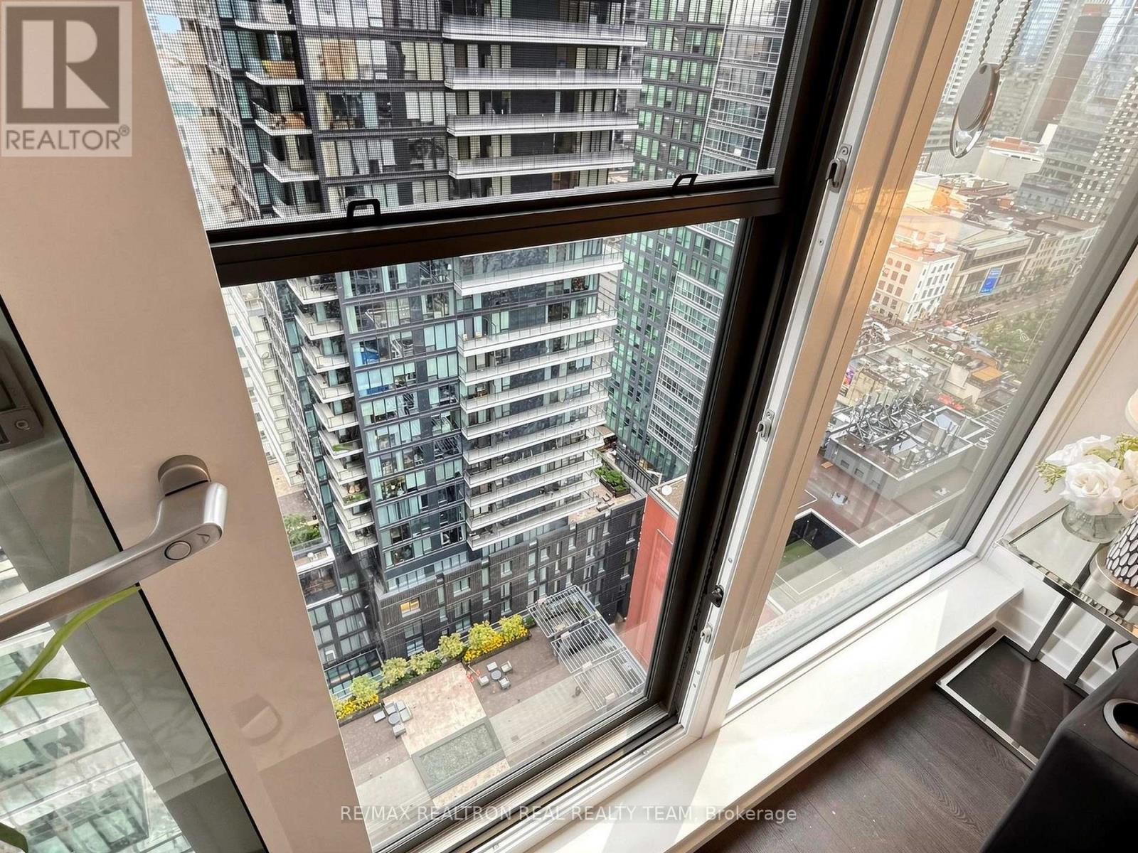 2807 - 55 Mercer Street, Toronto, Ontario  M5V 1H3 - Photo 16 - C13673596
