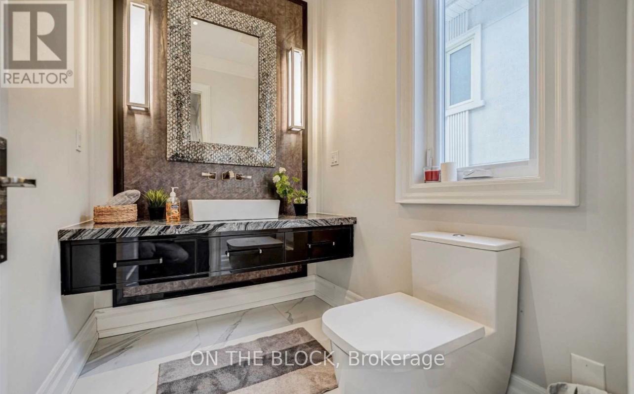 408 Connaught Avenue, Toronto, Ontario  M2R 2M2 - Photo 14 - C13673622