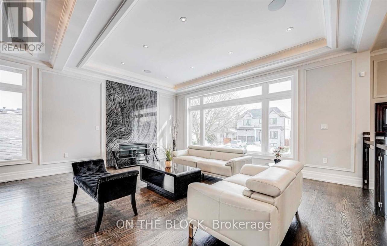 408 Connaught Avenue, Toronto, Ontario  M2R 2M2 - Photo 7 - C13673622