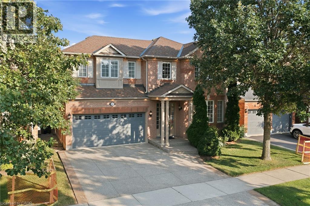 2241 Glazebrook Circle, Oakville, Ontario  L6M 5B5 - Photo 2 - 40848518