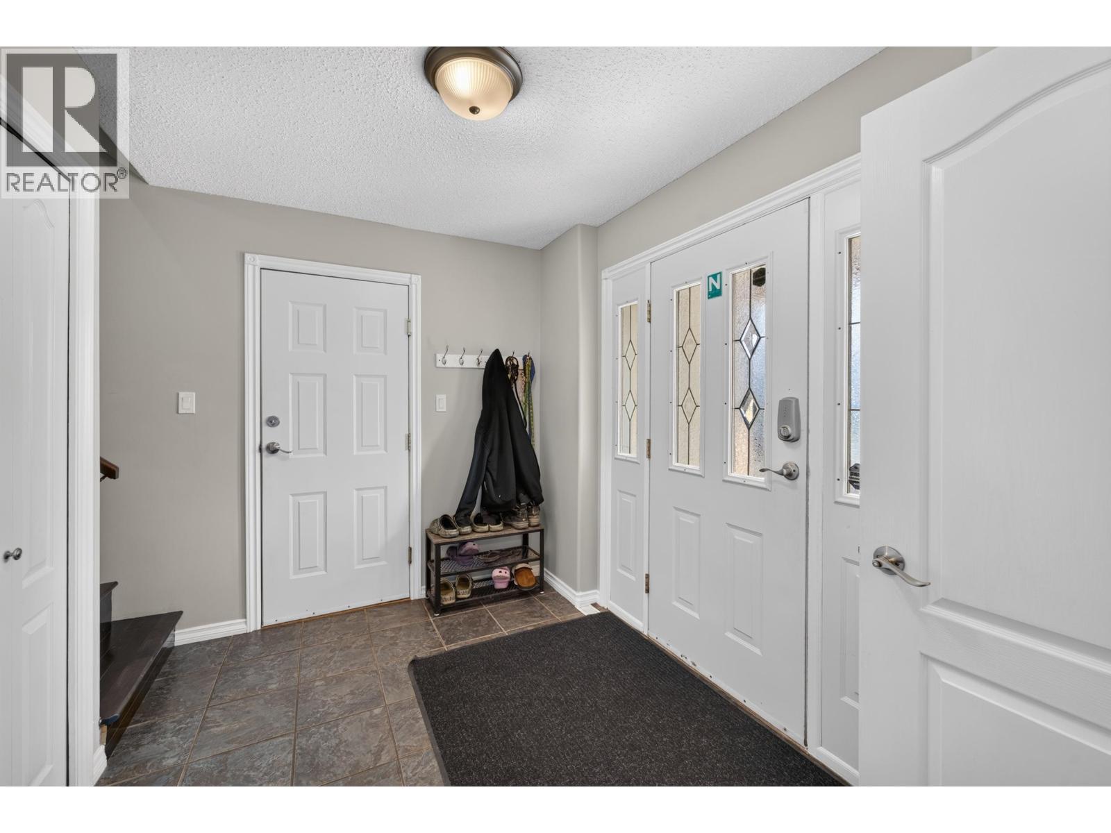 11404 108 Street, Fort St. John, British Columbia  V1J 6Y2 - Photo 3 - R3155578