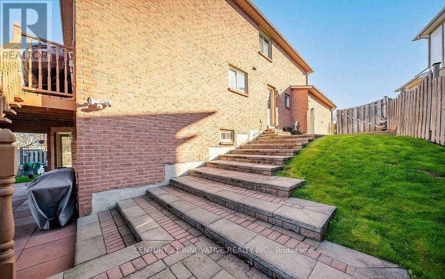 915 Catskill Drive E, Oshawa, Ontario  L1J 8J9 - Photo 27 - E13673592