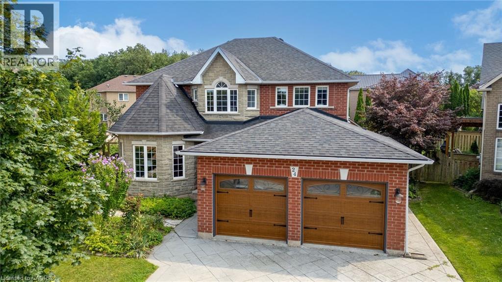 24 ERINGATE Drive, Stoney Creek, Ontario