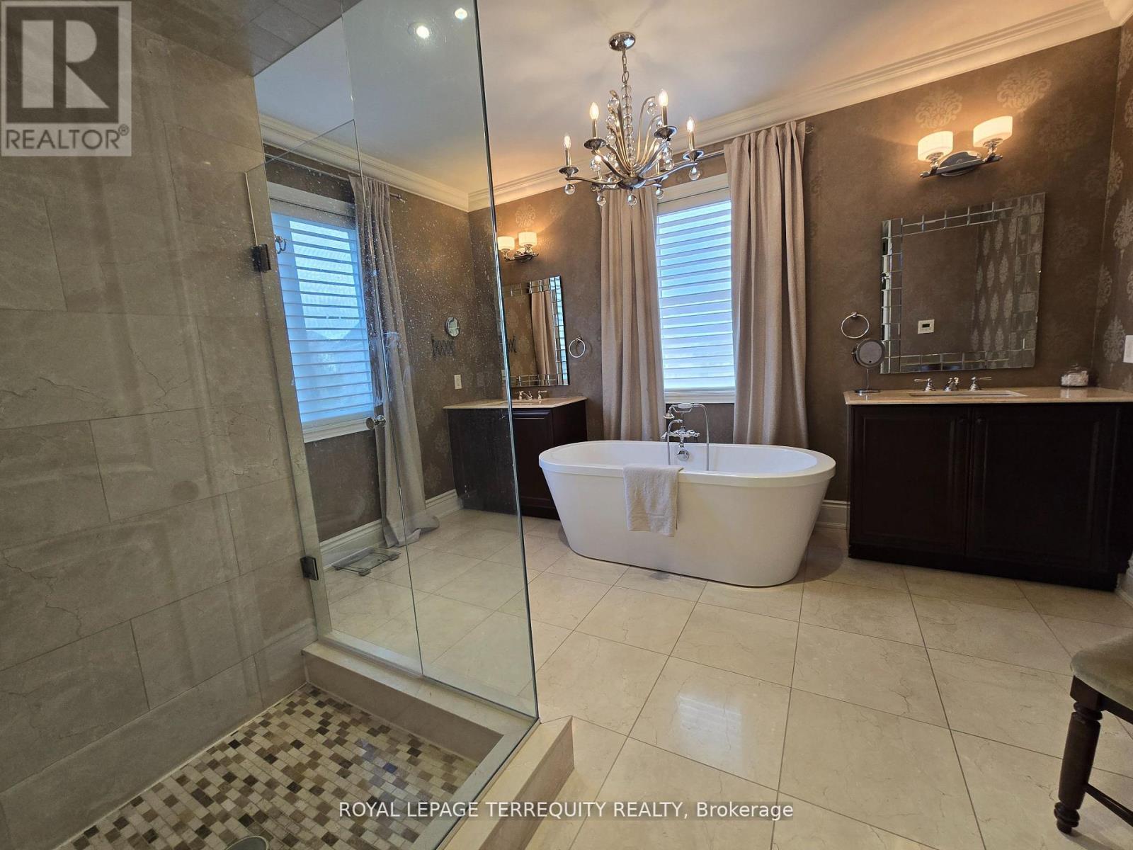 19 Black Diamond Crescent, Brampton, Ontario  L6X 0V8 - Photo 24 - W13673572