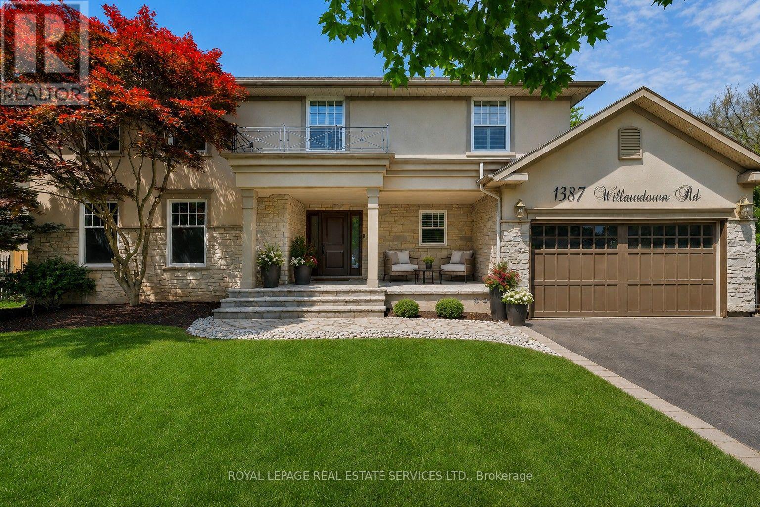 1387 WILLOWDOWN ROAD, Oakville, Ontario