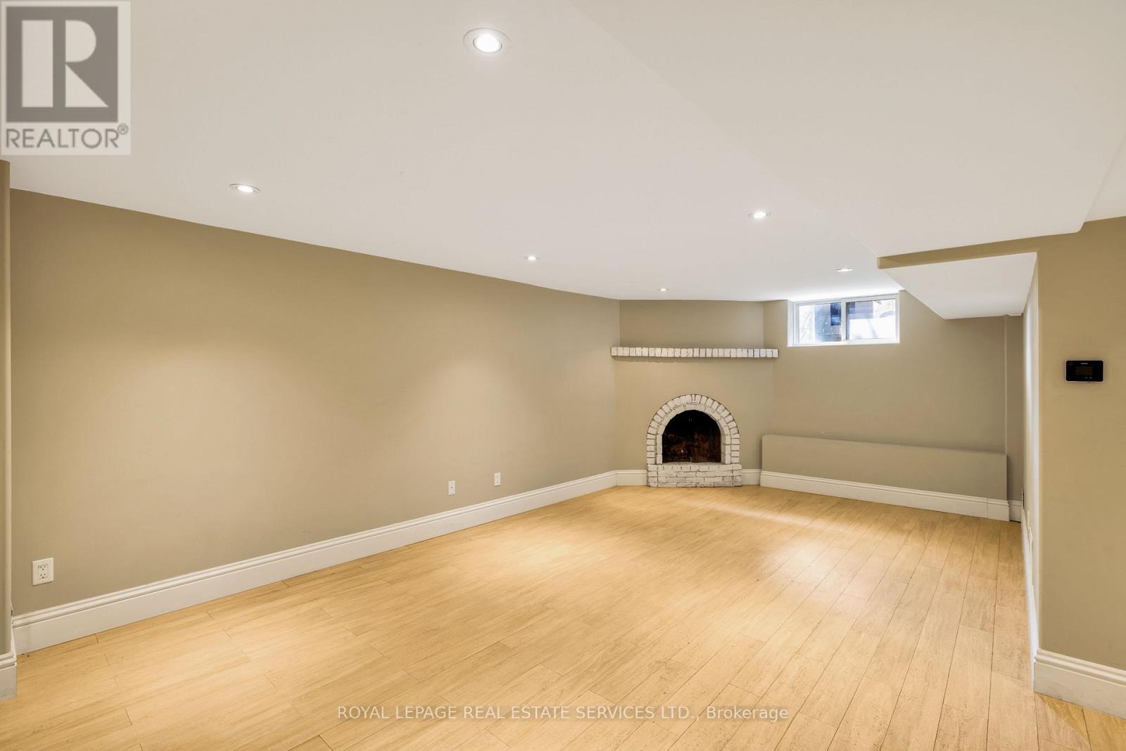 1387 Willowdown Road, Oakville, Ontario  L6L 1X2 - Photo 38 - W13673574