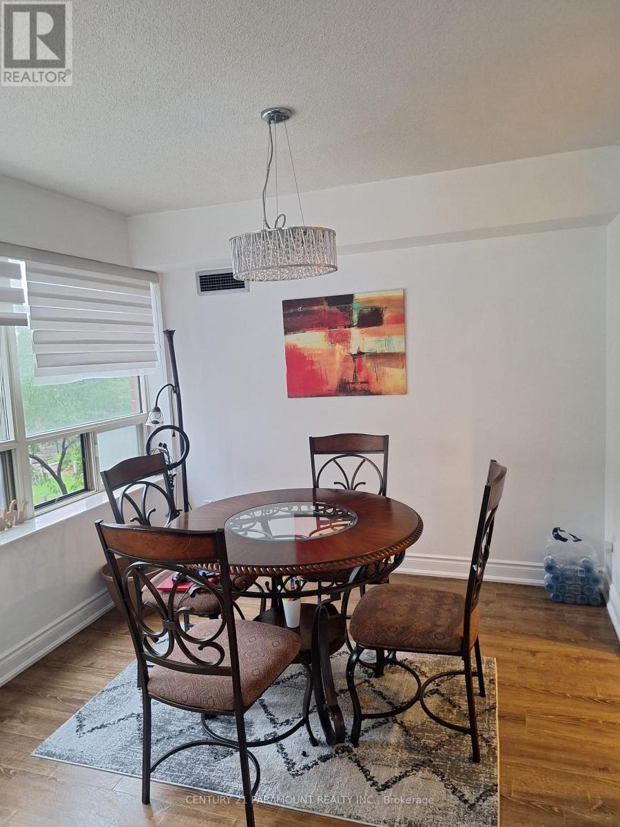 404 - 325 Webb Drive N, Mississauga, Ontario  L5B 3Z9 - Photo 3 - W13673580