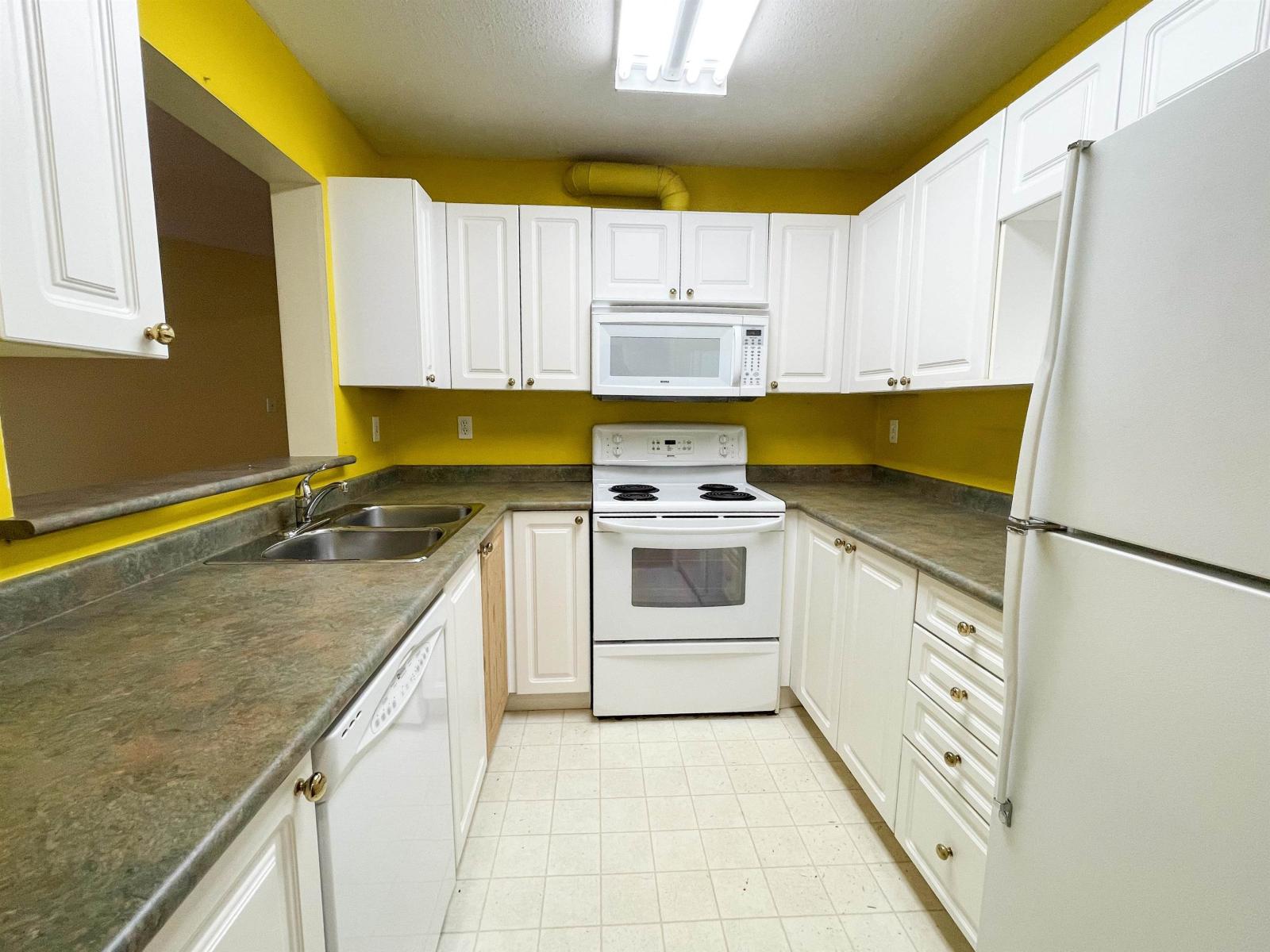 102 9979 140 Street, Surrey, British Columbia  V3T 5W2 - Photo 9 - R3155618