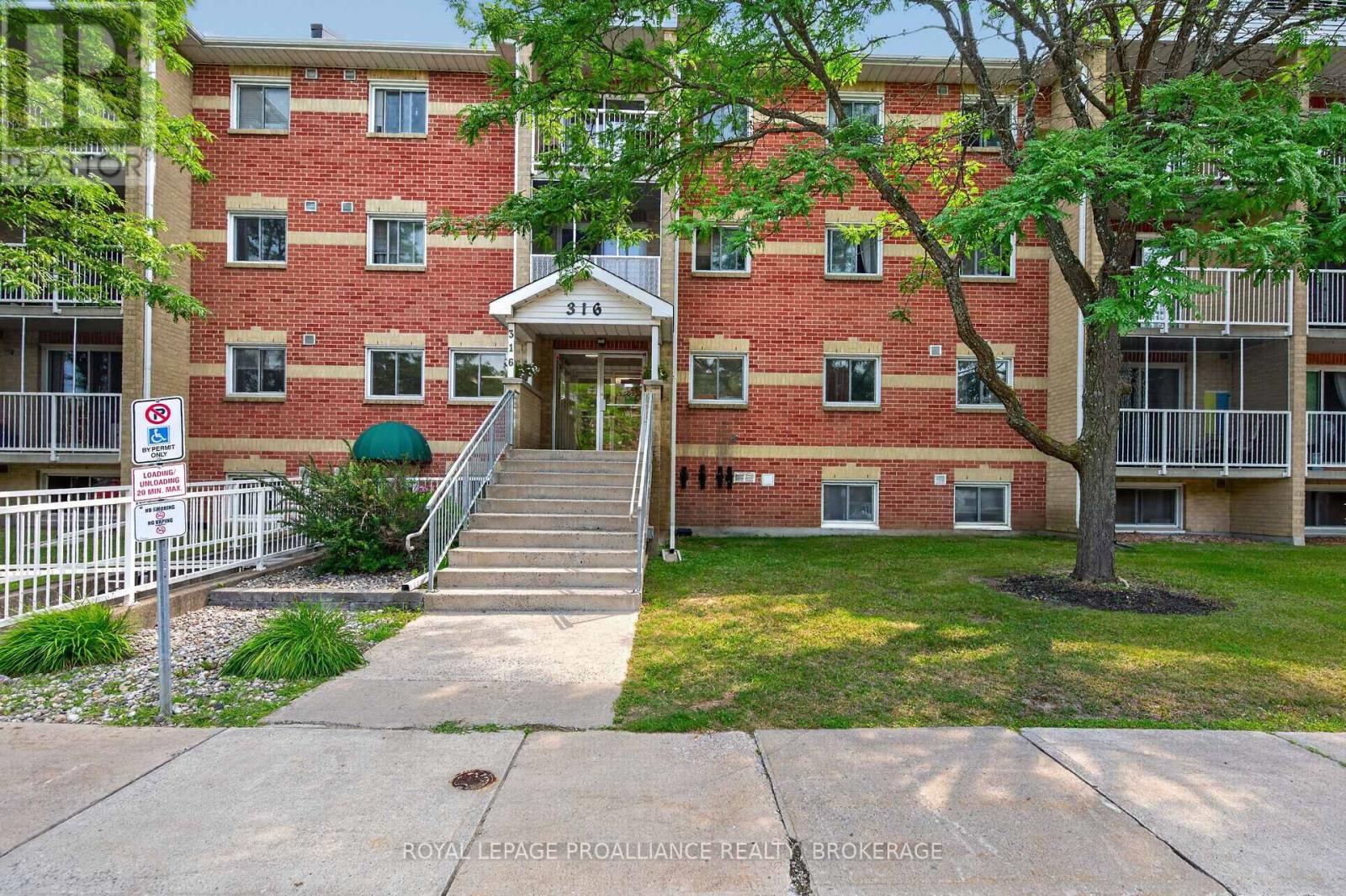 411 - 316 KINGSDALE AVENUE, Kingston, Ontario