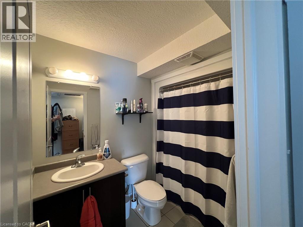 185 Windale Crescent Unit# 9c, Kitchener, Ontario  N2E 0G3 - Photo 7 - 40831516