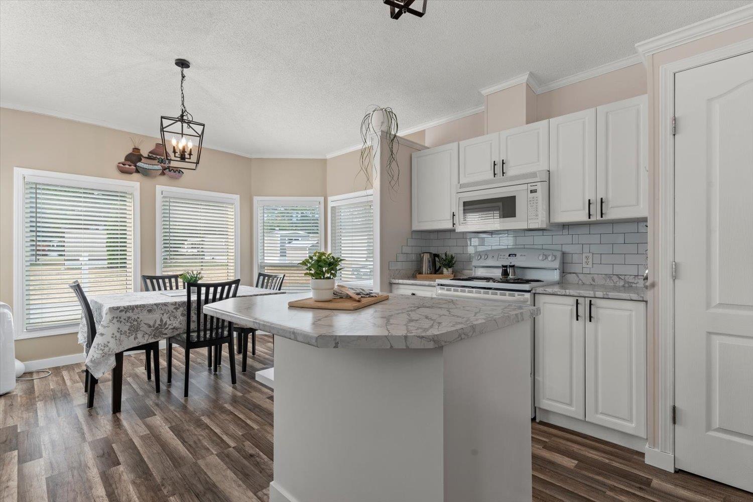 10 65367 Kawkawa Lake Road, Hope, Hope, British Columbia  V0X 1L1 - Photo 10 - R3155463