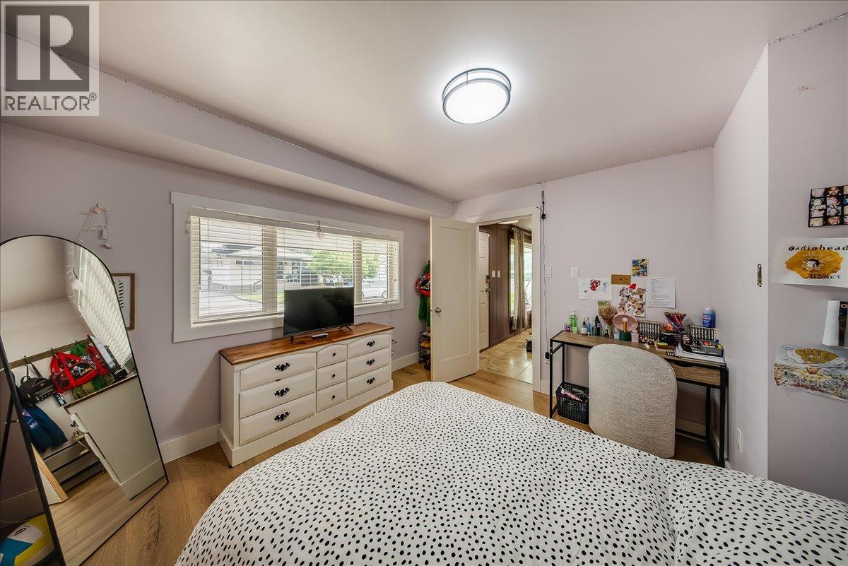 1021 Regan Crescent, Trail, British Columbia V1R 1C2 - Photo 6 - 10397299